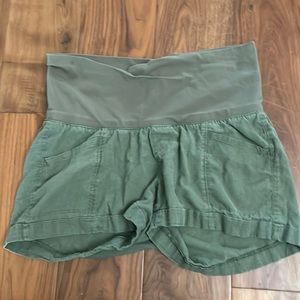 Maternity linen blend rollover waist shorts